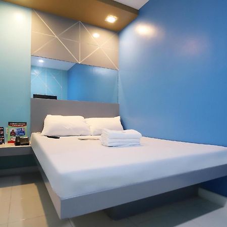 Astrotel Divisoria Manila Exterior photo